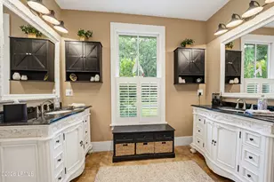 80 Gautier Pl, Beaufort, SC 29902 - Photo 23