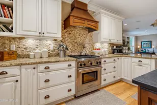 80 Gautier Pl, Beaufort, SC 29902 - Photo 13