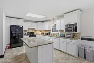 14 Marblehead Rd, Hilton Head Island, SC 29926 - Photo 9