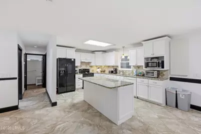 14 Marblehead Road, Hilton Head, SC 29926 - Photo 13