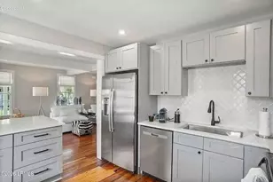606 Carteret St, Beaufort, SC 29902 - Photo 5