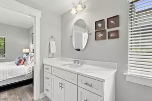 11 Dolphin Point Ln, Hilton Head, SC 29926 - Photo 19