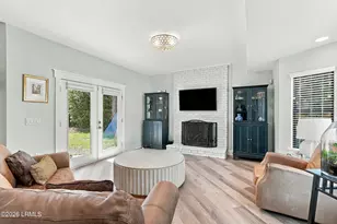 11 Dolphin Point Ln, Hilton Head, SC 29926 - Photo 5
