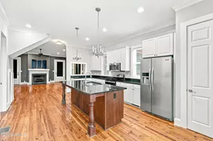 408 Coquinas Ln, Beaufort, SC 29906 - Photo 21