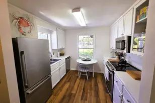 1609 Madrid Ave, Port Royal, SC 29935 - Photo 5