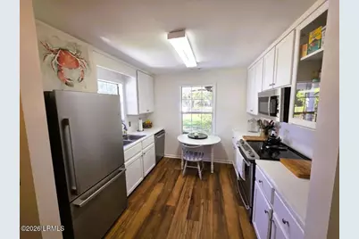 1609 Madrid Avenue, Port Royal, SC 29935 - Photo 5