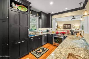 895 Ribaut Rd, Beaufort, SC 29902 - Photo 9