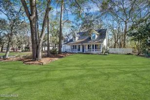 19 Le Moyne Dr, Beaufort, SC 29907 - Photo 1