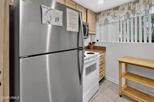 42 S Forest Beach Dr, Hilton Head Island, SC 29928 - Photo 17