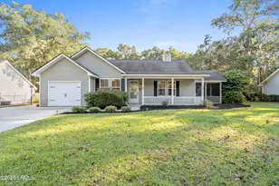 19 Lucerne Ave, Beaufort, SC 29907 - Photo 3