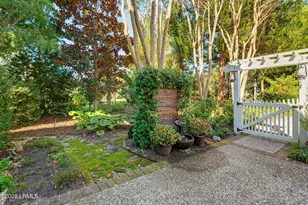58 Petigru Dr, Beaufort, SC 29902 - Photo 7