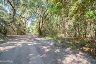 21 Chaplin Dr, Saint Helena Island, SC 29920 - Photo 1