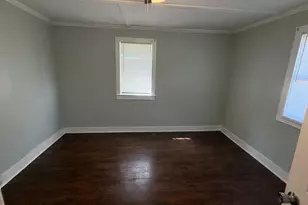 1106 Harrington St, Beaufort, SC 29902 - Photo 5