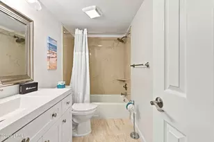 22 Lighthouse Rd, Hilton Head, SC 29928 - Photo 33
