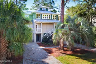 9 Crooked Creek Ln, Ladys Island, SC 29920 - Photo 15