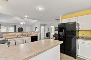 181 South St, Bluffton, SC 29910 - Photo 7
