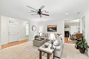 28 Barnwell Dr, Beaufort, SC 29907 - Photo 5