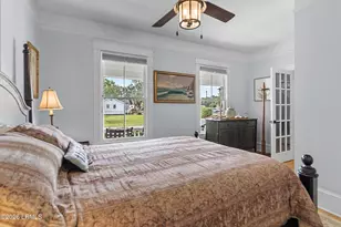 1215 Prince St, Beaufort, SC 29902 - Photo 11