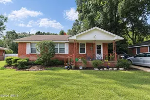 2808 Third St, Beaufort, SC 29902 - Photo 1