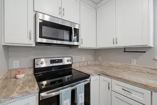 14 Rebecca Cir, Hilton Head, SC 29926 - Photo 17