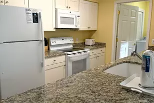 105 Southwind Dr, Hilton Head, SC 29928 - Photo 3