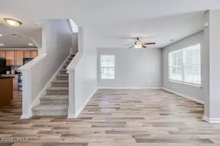 2 Fairgreen St, Savannah, GA 31407 - Photo 3