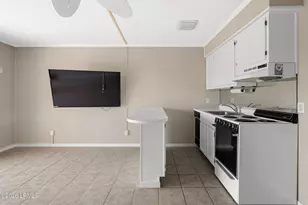 40 Folly Field Rd, Hilton Head, SC 29928 - Photo 9