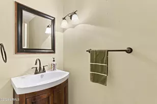 2 William Hilton Pkwy, Hilton Head Island, SC 29926 - Photo 17