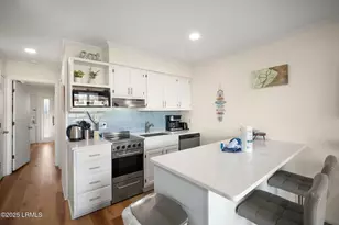 40 Folly Field Rd, Hilton Head Island, SC 29928 - Photo 3