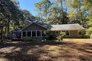 54 Wade Hampton Dr, Beaufort, SC 29907 - Photo 3