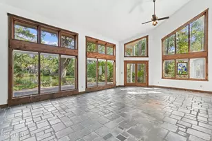 20 Toppin Dr, Hilton Head Island, SC 29926 - Photo 11