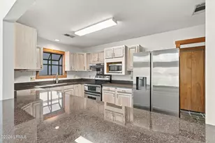 20 Toppin Dr, Hilton Head Island, SC 29926 - Photo 17