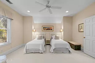 655 Island Cir E, Saint Helena Island, SC 29920 - Photo 31
