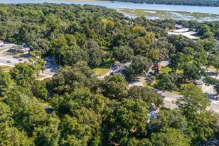 1254 Ribaut Rd, Beaufort, SC 29902 - Photo 31