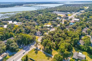 1254 Ribaut Rd, Beaufort, SC 29902 - Photo 35