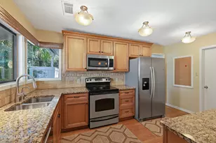 19 Stable Gate Rd, Hilton Head Island, SC 29926 - Photo 17