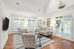 17 Newpoint Rd, Beaufort, SC 29907 - Photo 11