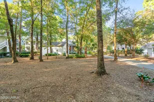 17 Newpoint Rd, Beaufort, SC 29907 - Photo 49