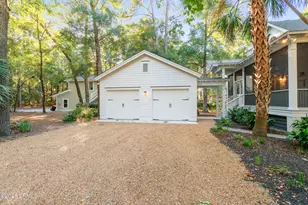 17 Newpoint Rd, Beaufort, SC 29907 - Photo 45