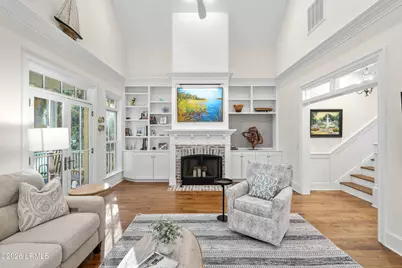 17 Newpoint Road, Beaufort, SC 29907 - Photo 9
