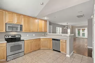 327 Cross Rd, Bluffton, SC 29910 - Photo 7