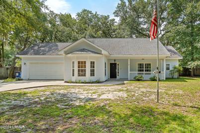 5 Sheppard Road W, Beaufort, SC 29907 - Photo 1