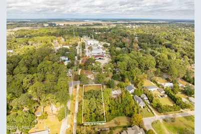2422 Hermitage Road, Beaufort, SC 29902 - Photo 1