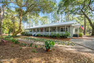 1412 Battery Creek Rd, Beaufort, SC 29902 - Photo 1