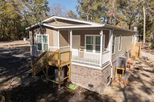 18 Blythewood Rd, Beaufort, SC 29907 - Photo 1