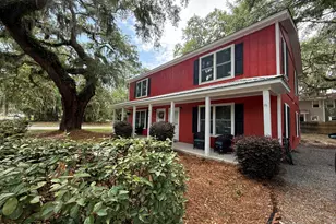 814 14th St, Port Royal, SC 29935 - Photo 1