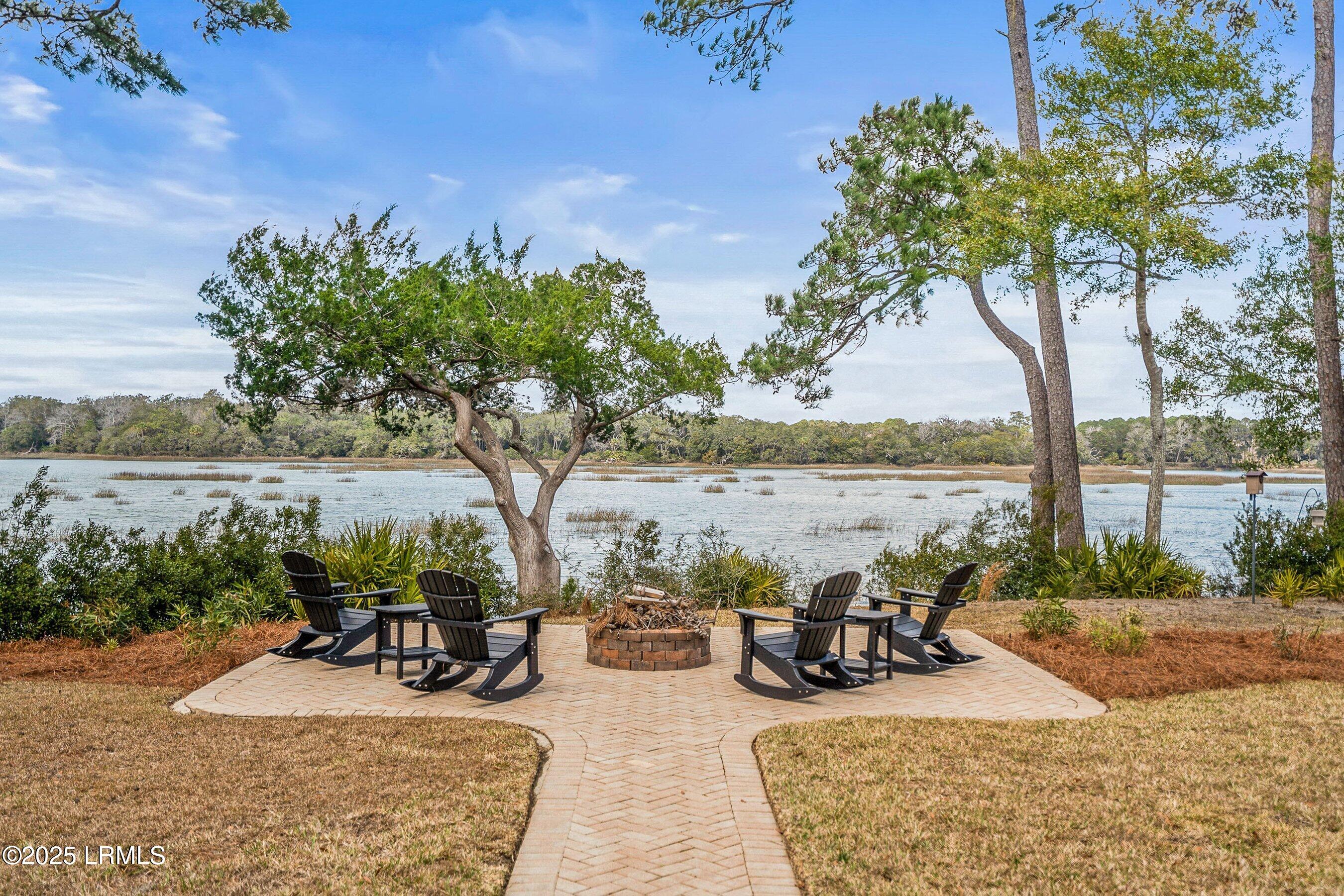 39 Ridge Rd, Beaufort, SC 29907 - MLS 188581 - Coldwell Banker