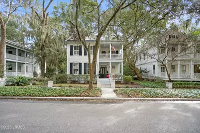 39 Newpoint Road, Beaufort, SC 29907 - Photo 1