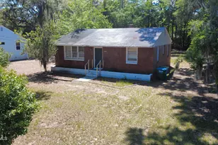 1905 Old Shell Rd, Port Royal, SC 29935 - Photo 1