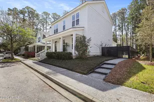 28 Tabby Shell Rd, Bluffton, SC 29910 - Photo 1